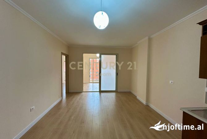 Shtepi ne shitje 2+1 ne Tirane - 105,000 Euro