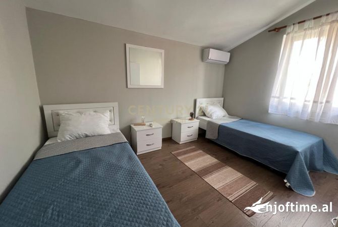 Shtepi me qera Apartament ne Tirane, 3+1, Mobilimi E mobiluar, Pagesa 800  Euro.