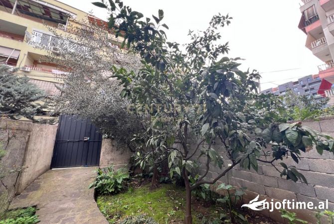 Shtepi me qera 3+1 ne Tirane - 800 Euro