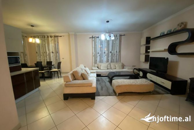 Shtepi me qera 3+1 ne Tirane - 650 Euro