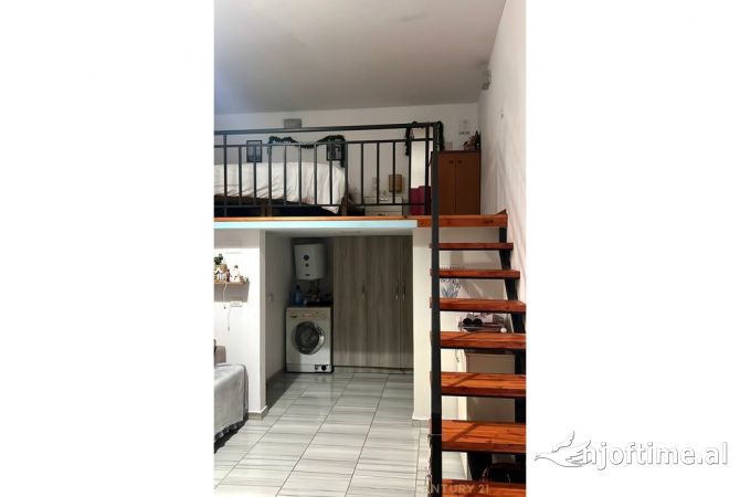 Shtepi ne shitje Apartament ne Tirane, 1+1, Mobilimi E mobiluar, Pagesa 78,000  Euro.