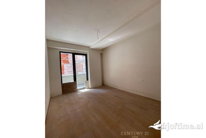 Shtepi ne shitje 2+1 ne Tirane - 122,000 Euro