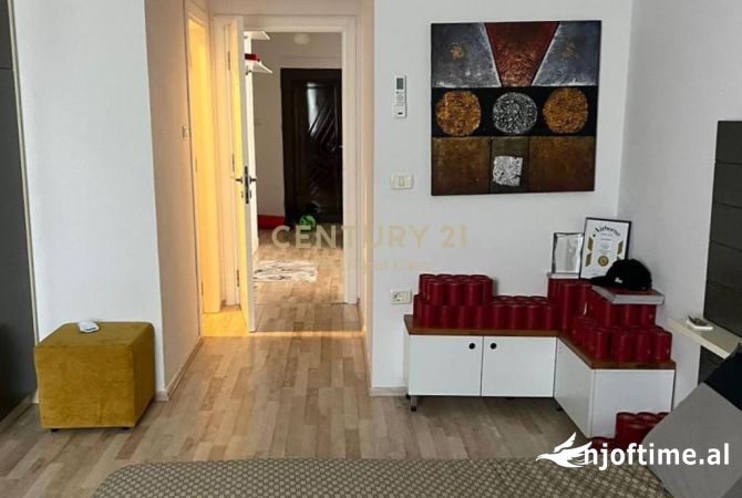 Shtepi me qera 2+1 ne Tirane - 750 Euro
