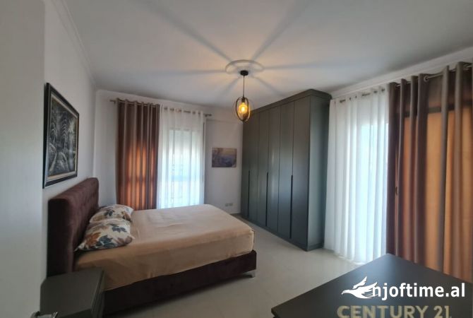 Shtepi me qera Apartament ne Tirane, 2+1, Mobilimi E mobiluar, Pagesa 700  Euro.