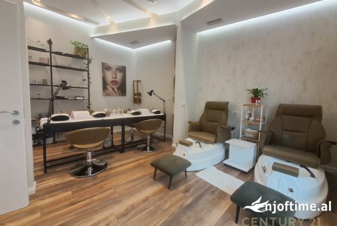 Ambient biznesi me qera 1+1 ne Tirane - 2,100 Euro