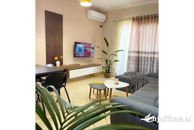 Shtepi me qera 1+1 ne Tirane - 550 Euro