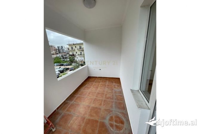 Attic (top floor of the roof) for sale in Tirana 2+1, Furnished