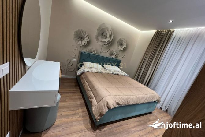 Shtepi ne shitje Apartament ne Tirane, 1+1, Mobilimi E mobiluar, Pagesa 120,000  Euro.