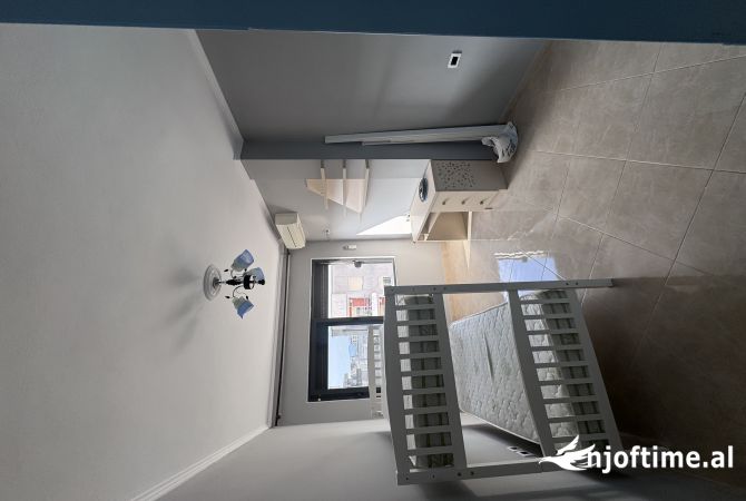 Shtepi ne shitje Apartament ne Tirane, 2+1, Mobilimi E mobiluar, Pagesa 135,000  Euro.