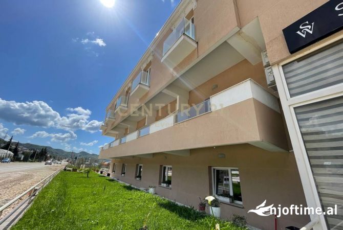 Ambient biznesi me qera 5+1 ne Tirane - 3,500 Euro