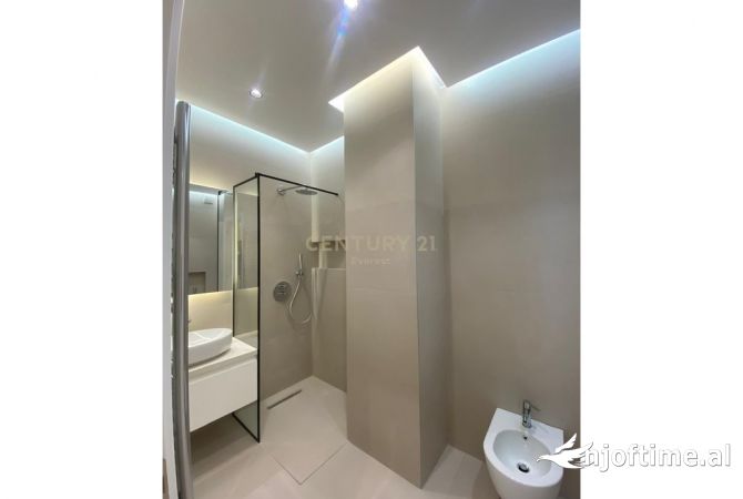 Apartment for sale in Tirana 2+1, Furnished