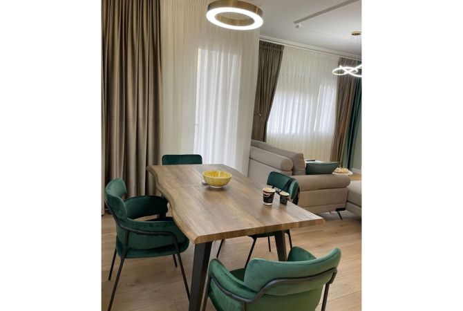 Shtepi me qera 2+1 ne Tirane - 900 Euro