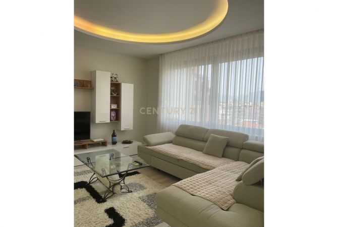 Shtepi me qera 1+1 ne Tirane - 900 Euro