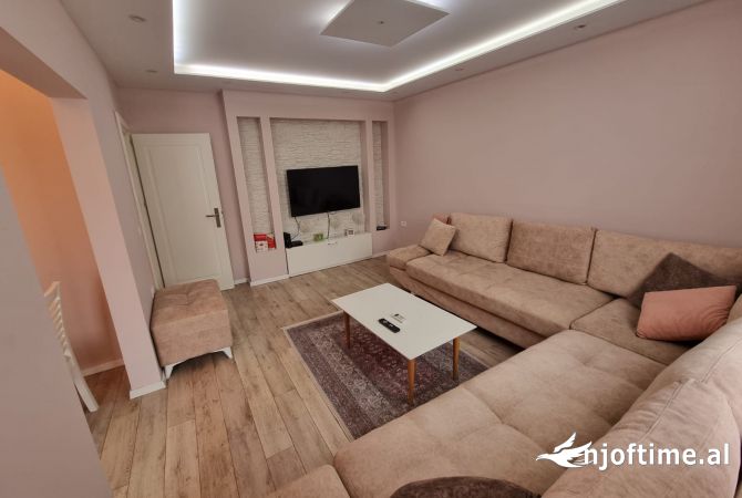 Shtepi me qera 1+1 ne Tirane - 500 Euro