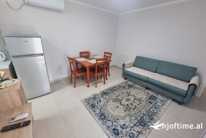 Shtepi me qera 1+1 ne Tirane - 450 Euro