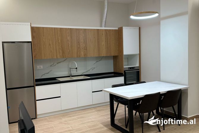Shtepi me qera 1+1 ne Tirane - 600 Euro
