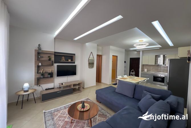 Shtepi me qera Apartament ne Tirane, 1+1, Mobilimi E mobiluar, Pagesa 420  Euro.