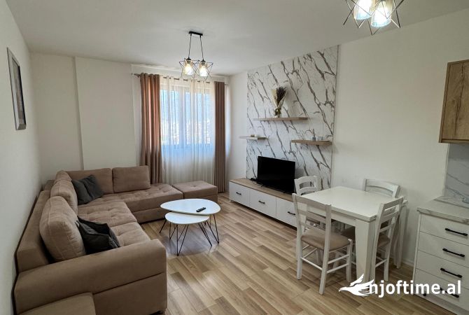 Shtepi me qera 1+1 ne Tirane - 450 Euro