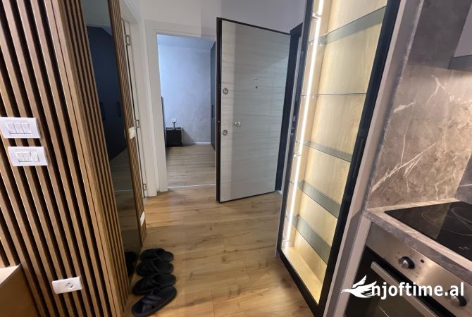 Shtepi me qera Apartament ne Tirane, 1+1, Mobilimi E mobiluar, Pagesa 600  Euro.