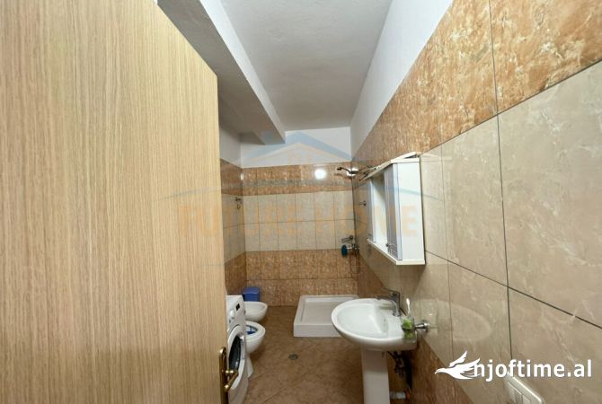 Shtepi me qera 1+1 ne Tirane - 400 Euro