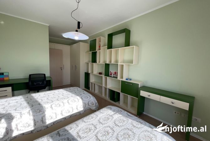 Shtepi me qera Apartament ne Tirane, 2+1, Mobilimi E mobiluar, Pagesa 800  Euro.