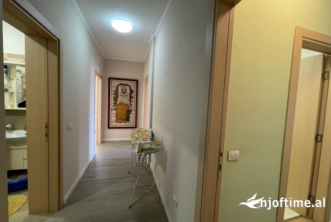 Shtepi me qera 2+1 ne Tirane - 800 Euro
