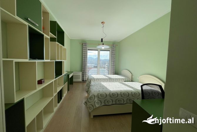 Shtepi me qera Apartament ne Tirane, 2+1, Mobilimi E mobiluar, Pagesa 800  Euro.