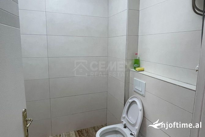 Shtepi ne shitje Apartament ne Durres, 2+1, Mobilimi E mobiluar, Pagesa 100,000  Euro.