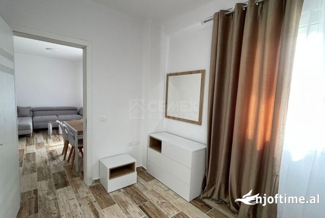Shtepi ne shitje Apartament ne Durres, 2+1, Mobilimi E mobiluar, Pagesa 100,000  Euro.