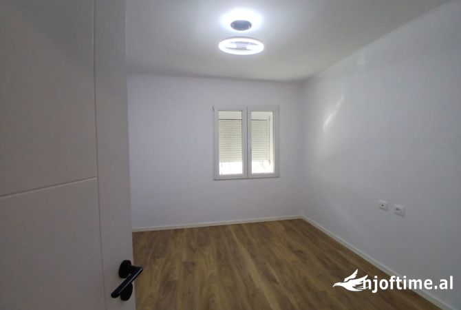 Shtepi ne shitje 2+1 ne Tirane - 125,000 Euro