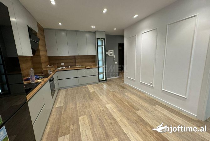 Shtepi ne shitje 1+1 ne Tirane - 215,000 Euro