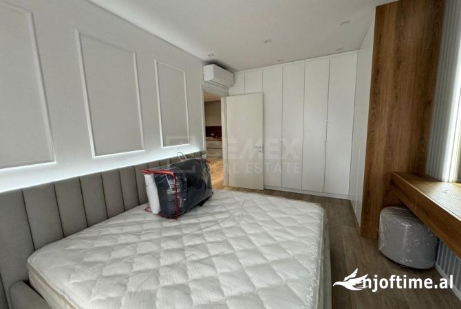 Shtepi ne shitje Apartament ne Tirane, 1+1, Mobilimi E mobiluar, Pagesa 215,000  Euro.
