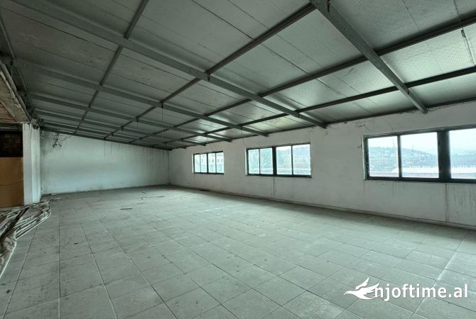 Ambient biznesi me qera 3+1 ne Tirane - 10,000 Euro
