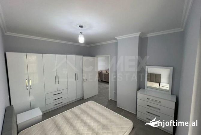 Shtepi ne shitje Apartament ne Tirane, 1+1, Mobilimi E mobiluar, Pagesa 95,000  Euro.