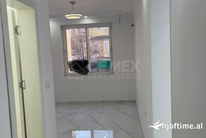 Shtepi ne shitje 1+1 ne Tirane - 135,000 Euro