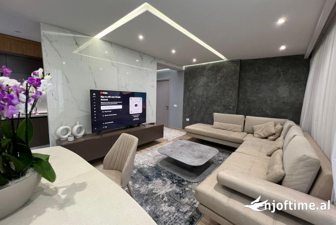 Casa in affitto 2+1 a Tirana - 1,000 Euro