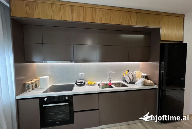 Casa in affitto 2+1 a Tirana - 1,000 Euro