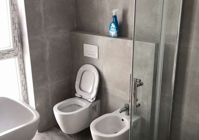 Shtepi me qera 2+1 ne Tirane - 800 Euro