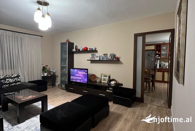 Shtepi ne shitje 4+1 ne Tirane - 150,000 Euro