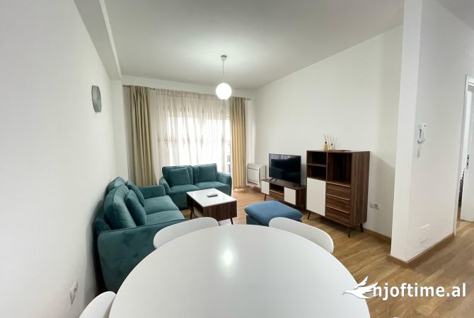 Shtepi me qera 2+1 ne Tirane - 750 Euro