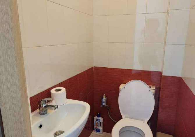 Zyre Per Qira, Stadiumi Dinamo 