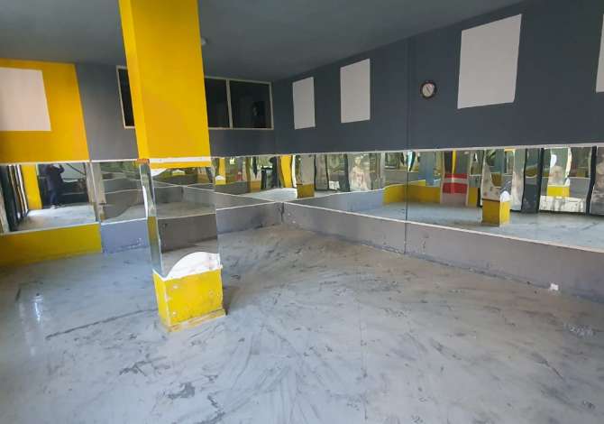 Business Property for Rent 3+1 in Tirana - 2,000 Euro