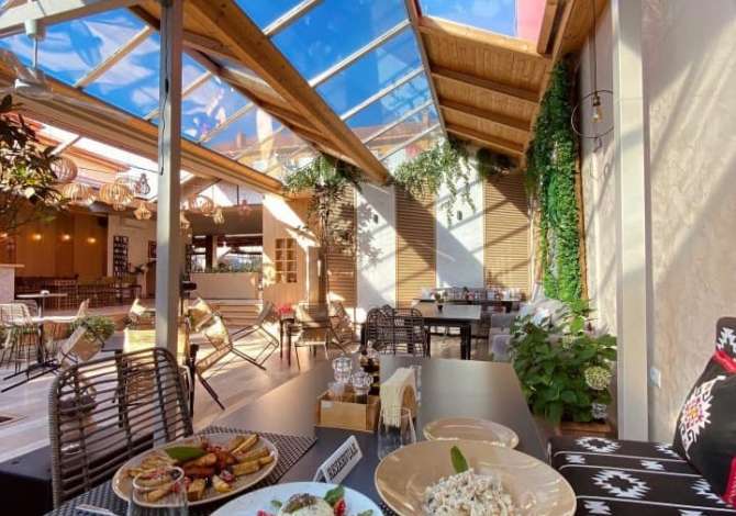 Bar-Restorant Per Qira, Pazari I Ri 