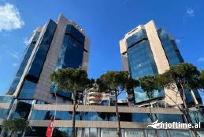 Ambient biznesi ne shitje 3+1 ne Tirane - 3,640,000 Euro
