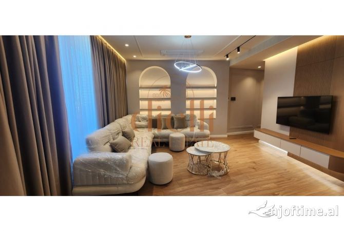 Shtepi me qera 2+1 ne Tirane - 2,300 Euro