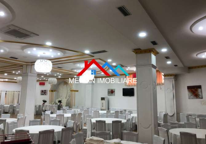 JEPET ME QERA AMBJENT BIZNESI 600M2 TEK BULEVARDI I RI