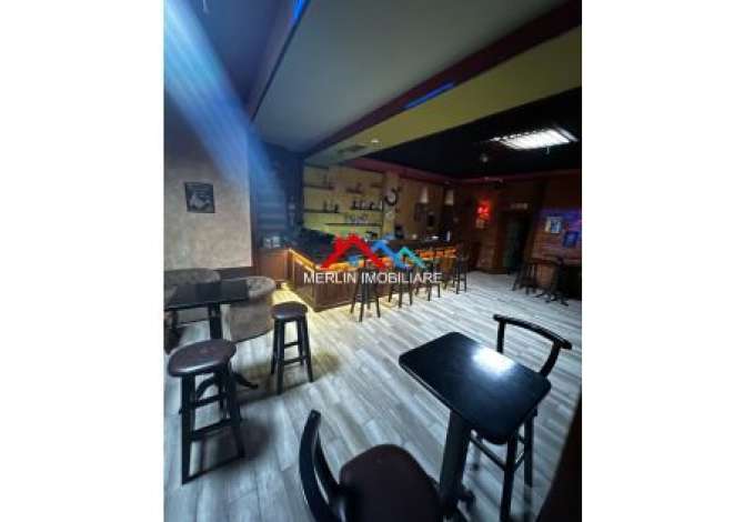 Ambient biznesi me qera 2+1 ne Tirane - 1,000 Euro