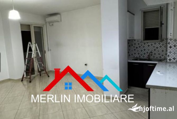 Shtepi me qera 2+1 ne Tirane - 800 Euro