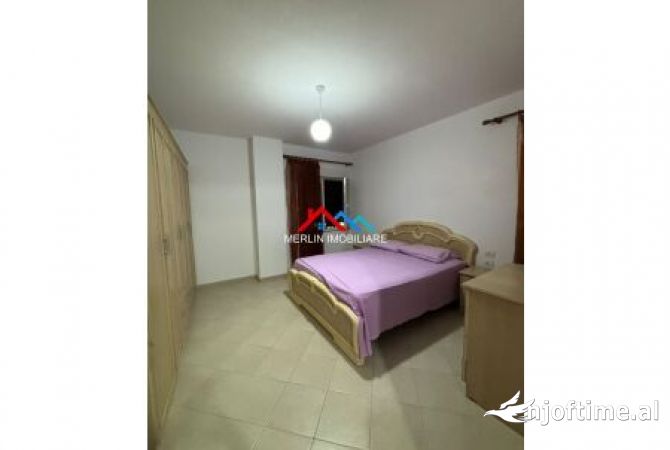 Appartamento in affitto a Tirana 2+1, Arredato