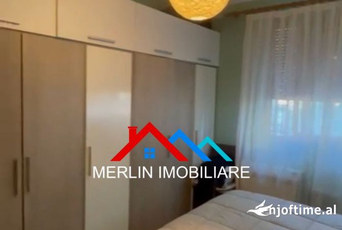 Shtepi ne shitje Apartament ne Tirane, 2+1, Mobilimi E mobiluar, Pagesa 240,000  Euro.